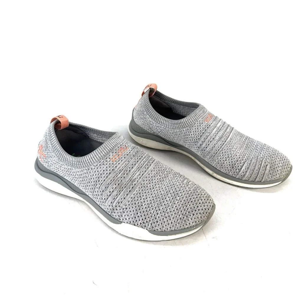 KURU stride sneaker